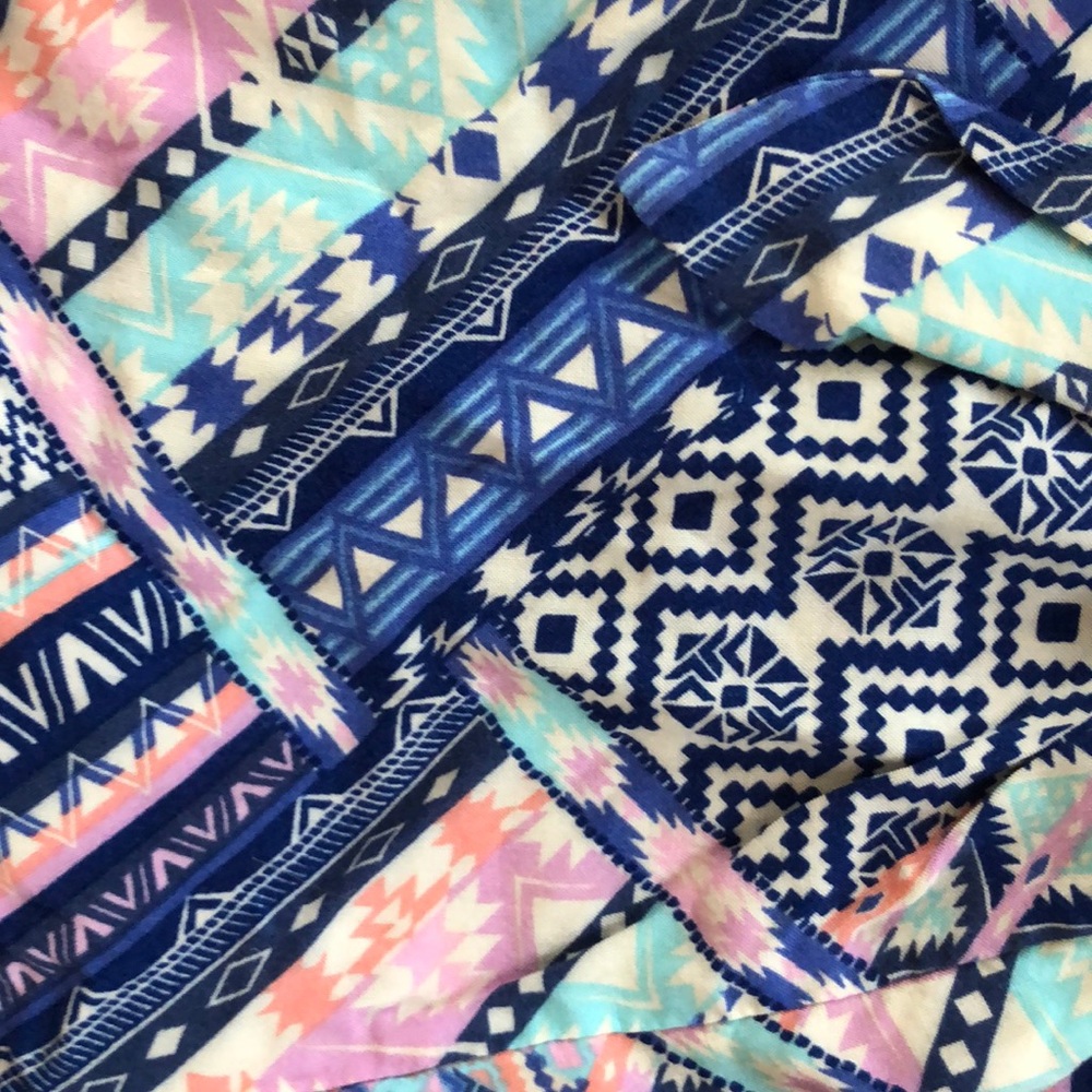 patterned romper - Picture 3 of 3